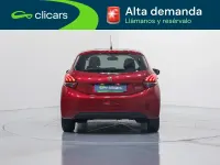 Usado Peugeot 208 Signature Sky 82 CV (60 kW) 2019 Rojo Utilitario