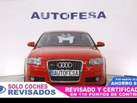 Usado Audi A3 Attraction 140 CV (102 kW) 2006 Rojo Utilitario