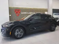Usado Ford Mustang Mach-E Premium 216 kW (294 CV) 2022 Negro SUV