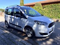 Usado Ford Tourneo Courier Trend 100 CV (73 kW) 2016 Blanco Monovolumen