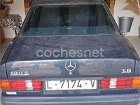 Usado Mercedes 190 109 CV (80 kW) 1992 Azul Berlina