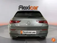 Usado Mercedes CLA180 116 CV (85 kW) 2022 Gris Coupe