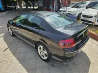 Usado Peugeot 407 136 CV (100 kW) 2005 Negro Familiar