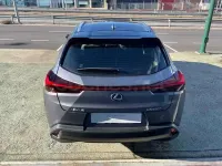 Usado Lexus UX Business Edition 184 CV (135 kW) 2022 Gris / plata SUV