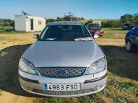 Usado Ford Mondeo Ambiente 115 CV (84 kW) 2007 Gris / plata Berlina