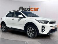 Usado Kia Stonic 101 CV (74 kW) 2023 Blanco SUV