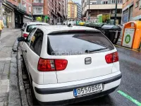 Usado Seat Ibiza 75 HP (55 kW) 2002 Branco Citadino