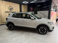 Usado VW T-Cross Advance 95 CV (69 kW) 2023 Beige SUV