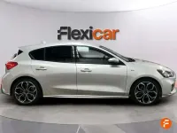 Usado Ford Focus ST-Line 125 CV (91 kW) 2018 Gris Utilitario