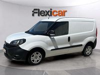 Usado Fiat Doblò Easy 106 CV (77 kW) 2022 Blanco Monovolumen