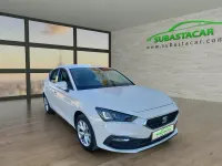 Usado Seat Leon Style 130 CV (95 kW) 2022 Blanco