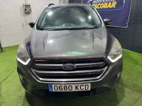 Usado Ford Kuga ST-Line 150 CV (110 kW) 2017 Gris / plata SUV