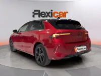 Usado Opel Astra Edition 131 CV (96 kW) 2022 Rojo Utilitario