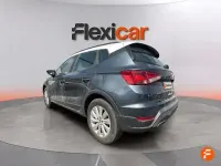 Usado Seat Arona Style 110 CV (80 kW) 2023 Gris SUV