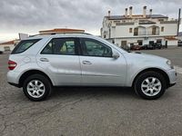 Usado Mercedes ML320 224 CV (164 kW) 2005 Gris / plata SUV