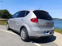 Usado Seat Altea Ecomotive 105 CV (77 kW) 2010 Beige Monovolumen