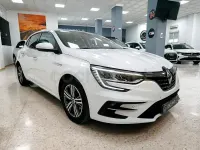 Usado Renault Mégane IV Zen 115 CV (84 kW) 2022 Blanco Berlina