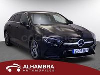 Usado Mercedes CLA180 Shooting Brake 136 CV (100 kW) 2023 Negro Familiar