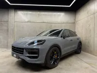 Usado Porsche Cayenne Turbo E-Hybrid 739 CV (543 kW) 2025 Gris / plata SUV