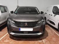 Usado Peugeot 5008 130 CV (95 kW) 2022 Gris SUV