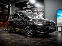 Usado Mercedes T180 116 CV (85 kW) 2023 Negro Monovolumen