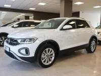Usado VW T-Roc Life 150 CV (110 kW) 2025 Blanco SUV