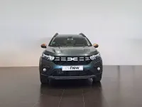 Usado Dacia Jogger Extreme 140 CV (102 kW) 2025 Verde Monovolumen