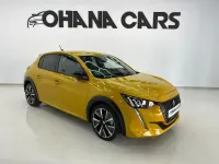 Usado Peugeot 208 GT-line 102 CV (75 kW) 2020 Amarillo Utilitario