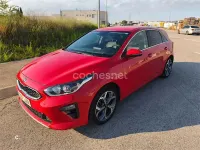 Usado Kia Ceed 100 CV (73 kW) 2020 Rojo Utilitario
