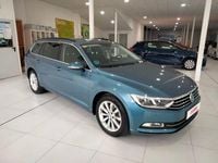 Usado VW Passat Advance 150 CV (110 kW) 2017 Azul Familiar