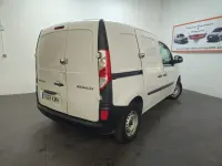 Usado Renault Kangoo 75 CV (55 kW) 2019 Blanco Monovolumen