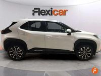 Usado Toyota Yaris Cross Active 116 CV (85 kW) 2024 Blanco SUV