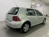 Usado VW Golf IV Highline 115 CV (84 kW) 2000 Gris / plata Berlina