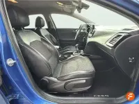 Usado Kia Ceed 140 CV (102 kW) 2019 Azul Utilitario