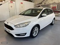Usado Ford Focus Trend 125 CV (91 kW) 2015 Blanco Berlina