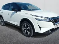 Usado Nissan Qashqai N-Connecta 190 CV (139 kW) 2026 Lunar white con techo midnight SUV