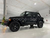 Usado Jeep Wrangler Unlimited Sahara 200 CV (147 kW) 2015 Negro SUV