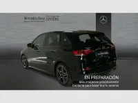 Usado Mercedes B220 190 CV (139 kW) 2022 Negro Utilitario