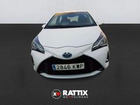 Usado Toyota Yaris Hybrid Active 111 CV (81 kW) 2019 Blanco Berlina
