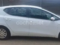 Usado Kia Ceed GT 90 CV (66 kW) 2015 Blanco Berlina