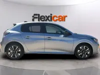 Usado Peugeot 208 Allure 101 CV (74 kW) 2025 Gris Utilitario