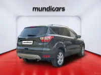 Usado Ford Kuga Trend+ 120 CV (88 kW) 2018 Gris SUV