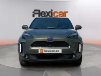 Usado Toyota Yaris Active 116 CV (85 kW) 2022 Gris Utilitario