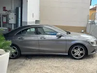 Usado Mercedes CLA220 177 CV (130 kW) 2015 Gris / plata Berlina