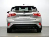 Usado Ford Focus ST-Line X 125 CV (91 kW) 2023 Plata Utilitario