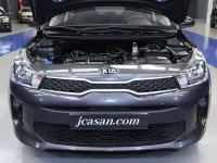 Occasion Kia Rio 84 PK (61 kW) 2020 Grijs Hatchback