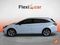 Usado Opel Astra Business 130 CV (95 kW) 2021 Blanco Familiar
