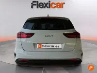 Usado Kia Ceed Style 100 CV (73 kW) 2025 Blanco Utilitario
