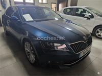 Usado Skoda Superb Ambition 150 CV (110 kW) 2018 Azul Berlina