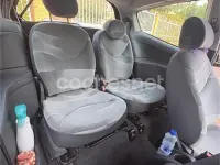 Usado Citroën C2 70 CV (51 kW) 2005 Rojo Utilitario